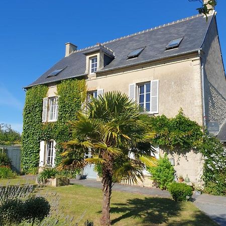 Le Clos Poulain Petits Gites De Charme Et Chambres D'Hotes Familiales Au Calme Proche Bayeux Et Des Plages Nonant Exterior foto