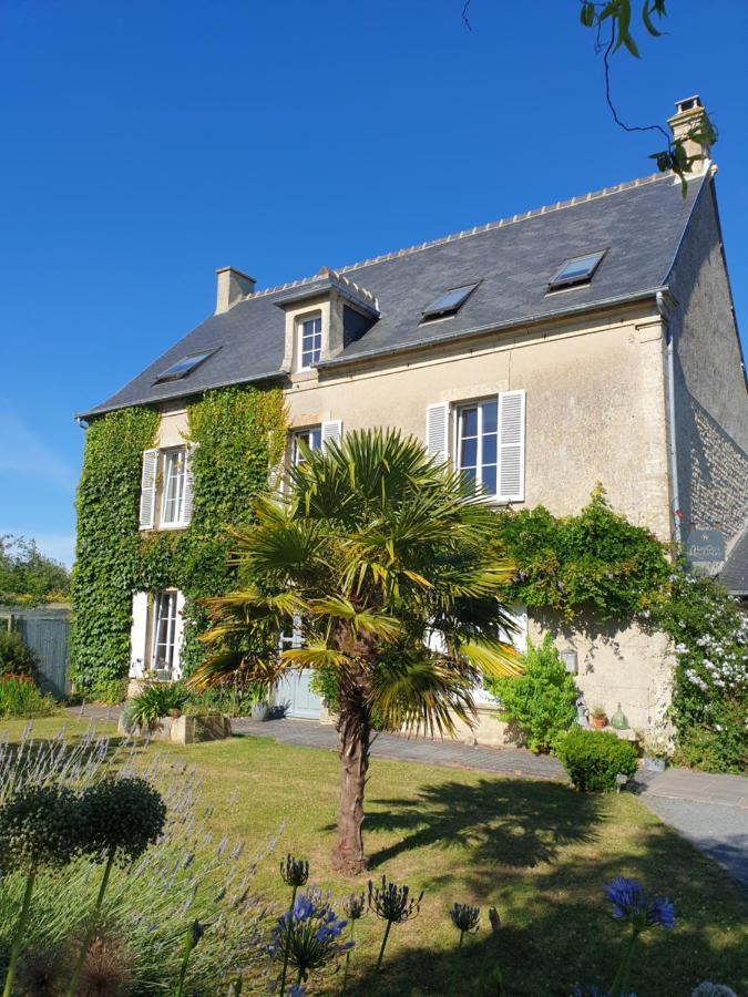 Le Clos Poulain Petits Gites De Charme Et Chambres D'Hotes Familiales Au Calme Proche Bayeux Et Des Plages Nonant Exterior foto